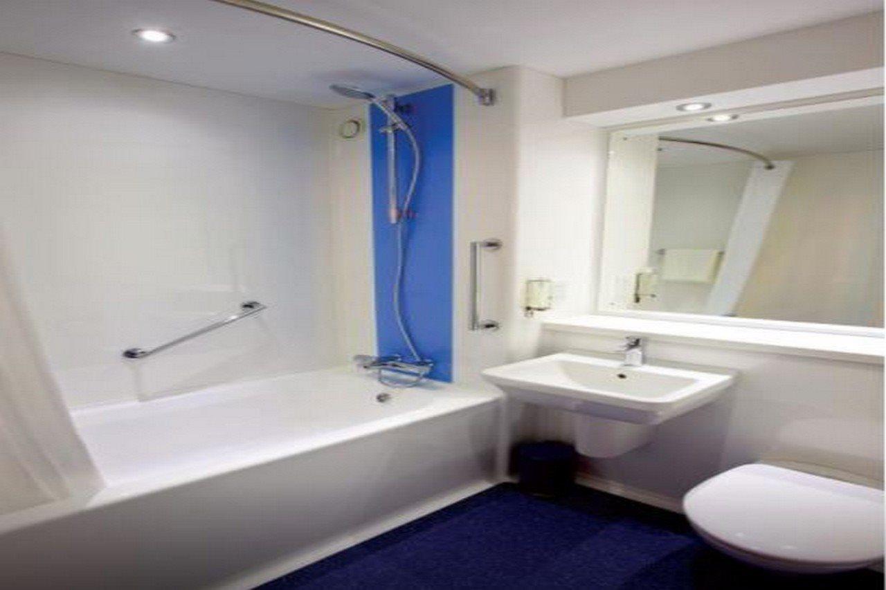 Travelodge Widnes Dış mekan fotoğraf